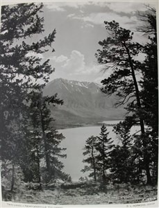 Image description is not available for 2007.046